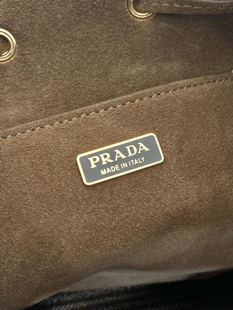 Pra*a bucket bags